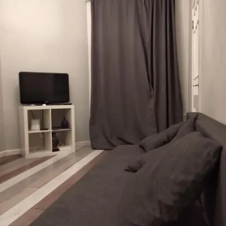 Conzo 2 Cody's Lägenhet Riga